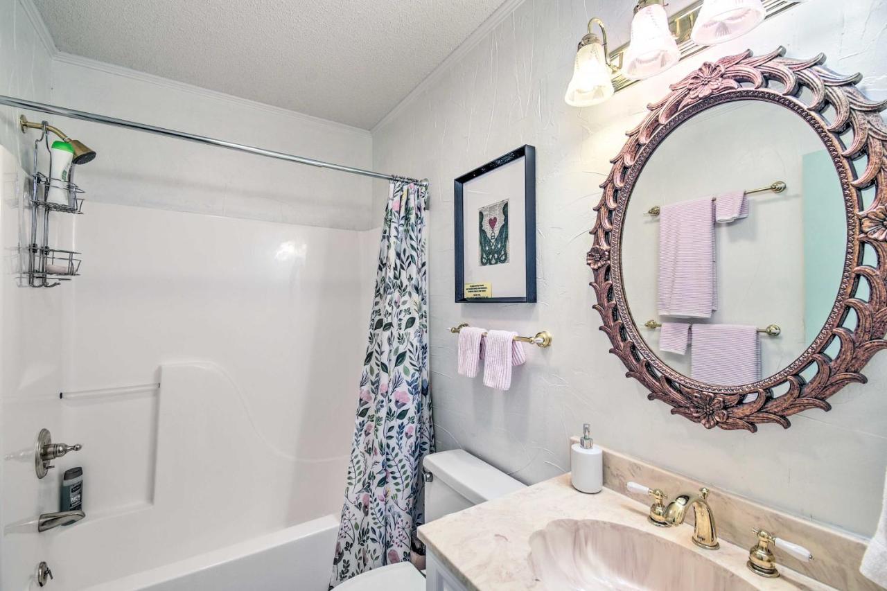 Myrtle Beach Abode With Seasonal Pool And Lake View!别墅 外观 照片